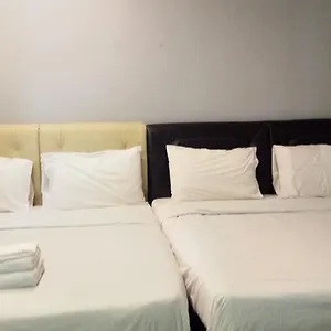 3* Hotel D Lima
